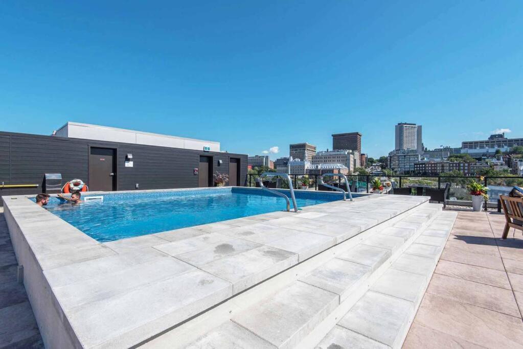 Le Coeur Du Festival D'Ete De Quebec Apartment Bagian luar foto