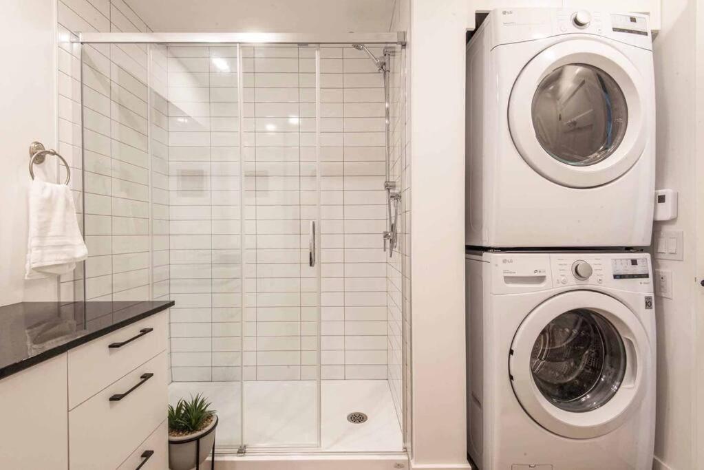 Le Coeur Du Festival D'Ete De Quebec Apartment Bagian luar foto