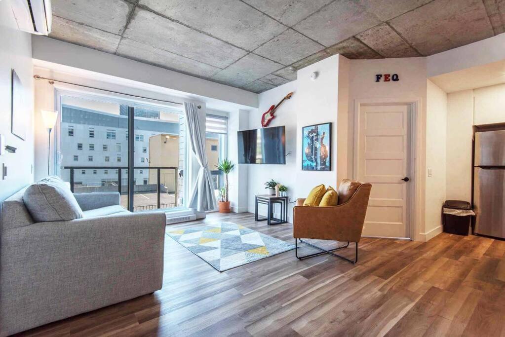Le Coeur Du Festival D'Ete De Quebec Apartment Bagian luar foto